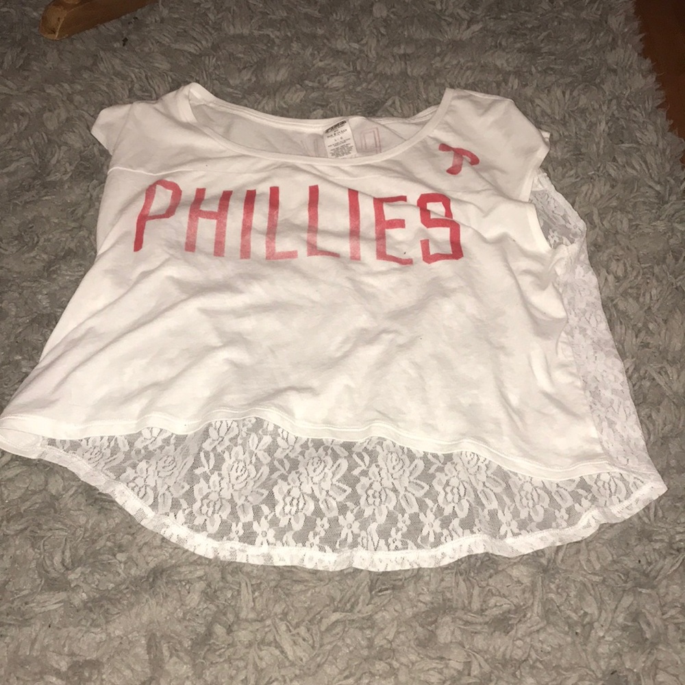 Phillies tee
